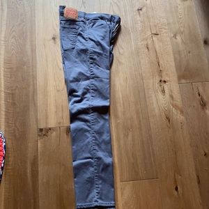 Men’s gray Slim fit Levi’s. W 34 L34